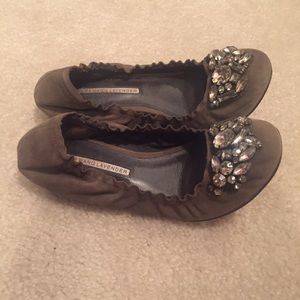 VERA WANG Lavender Crystal Flats